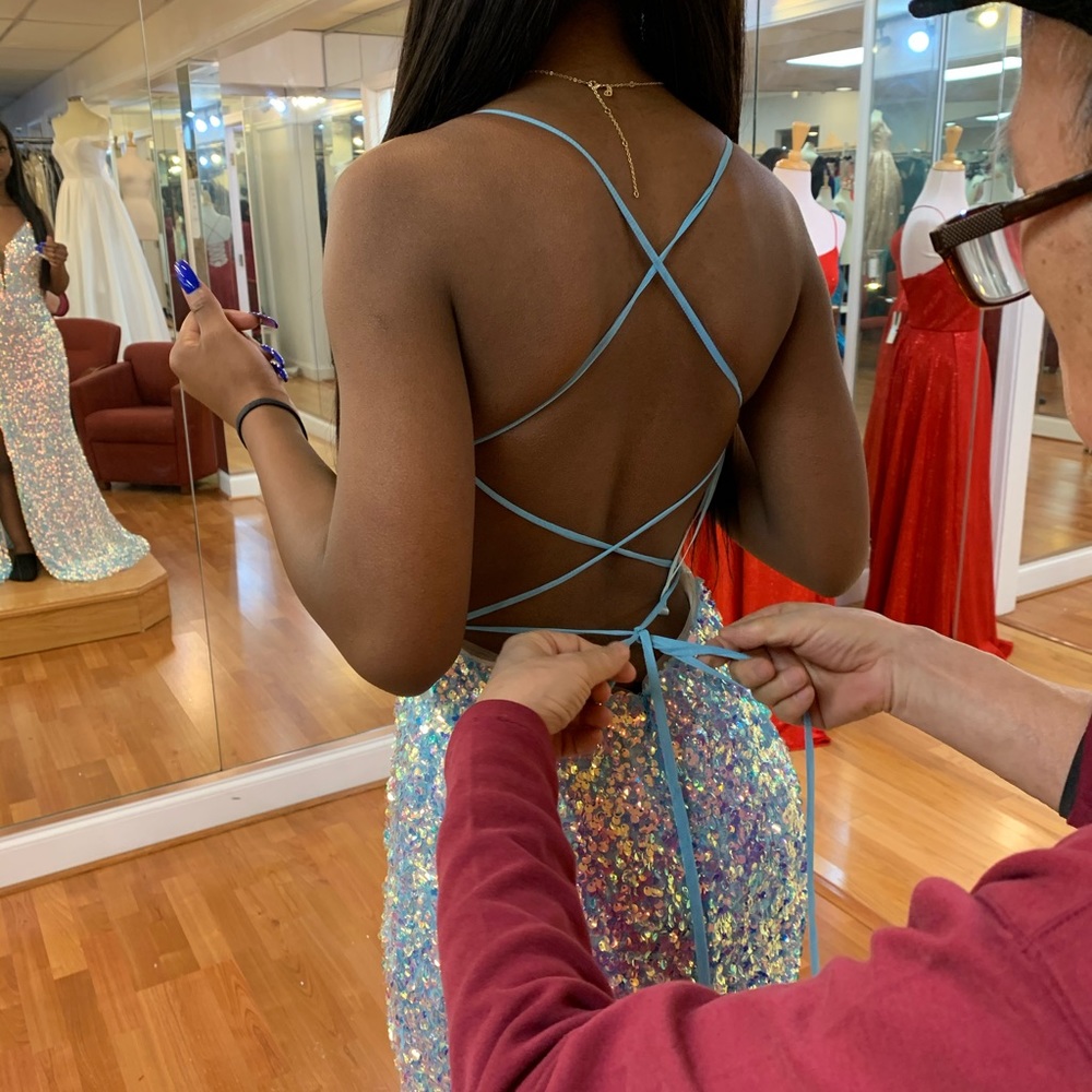 Prom/Formal Dress - Picture 8 of 8